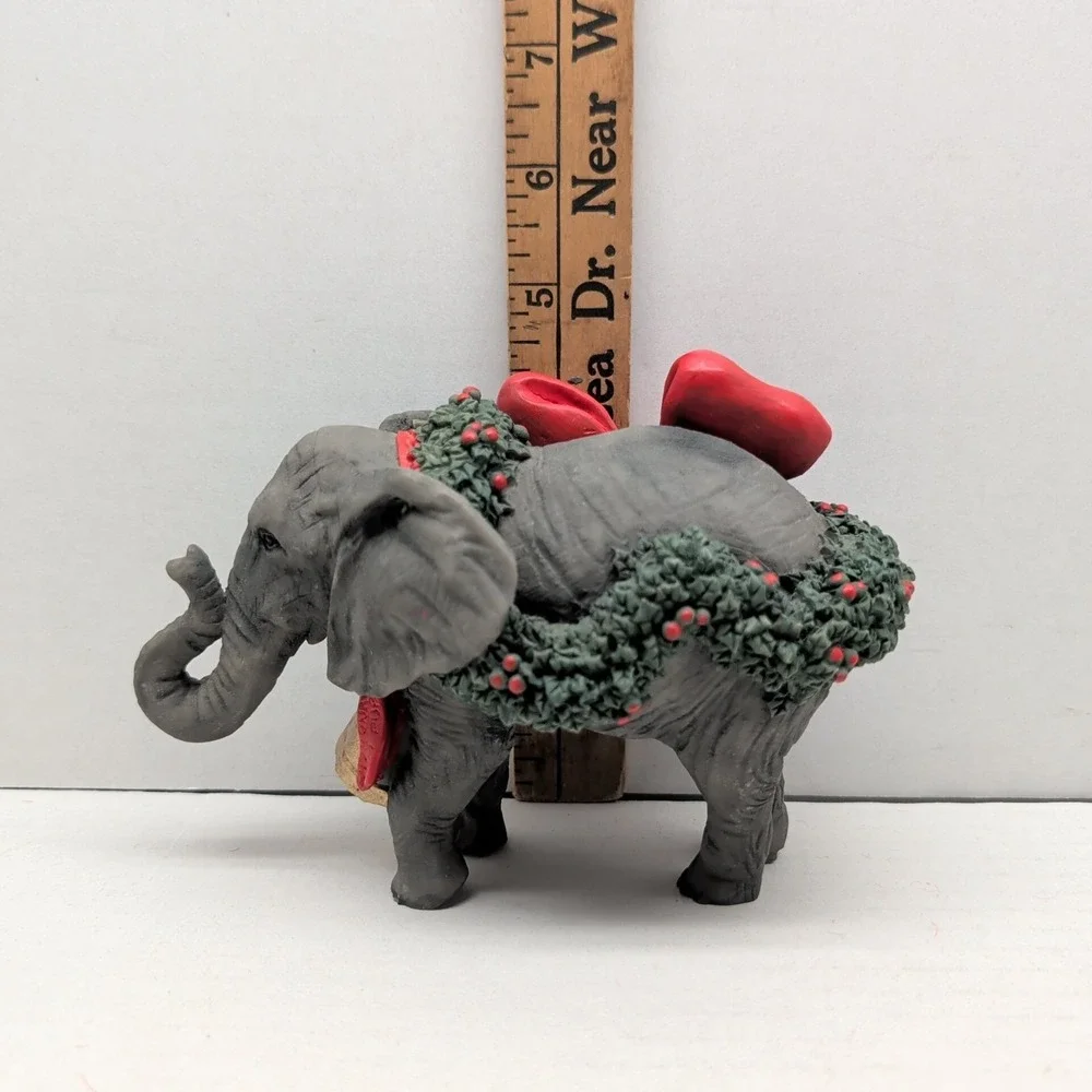 Christmas Elephant Figurine Resin Holiday Red Bow Gold Bell‎ 4.5